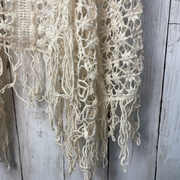 It's Our Time Ivory Crochet Vest with Fringe size XS - Picture 3 of 9